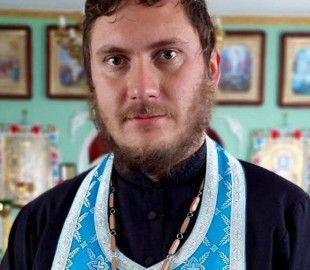 Священнослужитель зі Свеси в прямому ефірі проводить молебень за Україну
