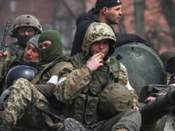 Войска РФ несут запредельные потери под Херсоном и издеваются над пленными, — СМИ