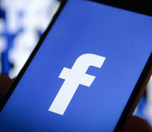 Facebook уверяет, что системы защиты от влияния на выборы стали совершеннее