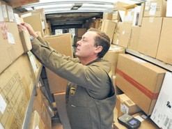 Налоговая придумала, как контролировать получение посылок украинцами