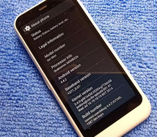 В Сети появились фотографии отменённого смартфона Nokia с необычным дизайном