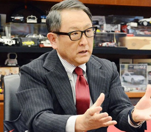 Глава Toyota предрёк большие проблемы из-за перехода на электрокары