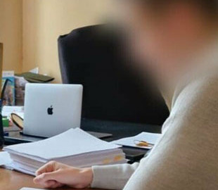 21-річний студент вишу ошукав однокурсників на понад 184 тисячі гривень