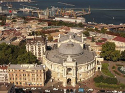 В центре Одессы все кабеля спрячут под землю