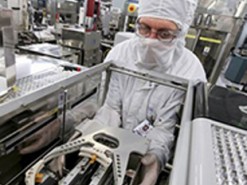 Аналитики понизили прогноз по прибыли чипмейкеров