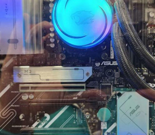 Комп'ютерні магазини прибирають відеокарти та ОЗУ з вітринних ПК через крадіжки