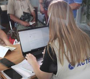 Для українців із п'яти областей доступна нова фінансова допомога: хто може отримати