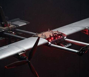 Україна запускає у серію новий ударний дрон «Хмаринка» для знищення російської логістики