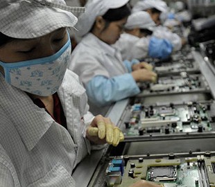 Главный поставщик Apple ожидает падения продаж iPhone