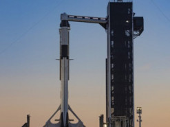 SpaceX перенесла запуск італійського супутника через негоду