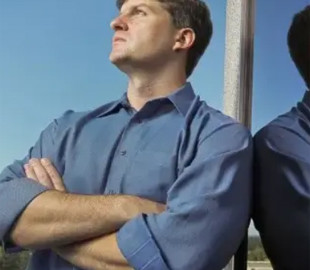 Майкл Бьюрри удаляет аккаунт в Твиттере после ссоры с Илоном Маском