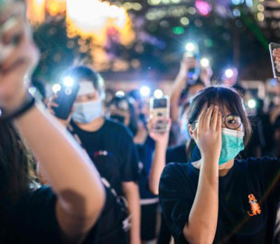 Google удалила более 200 YouTube-каналов, публиковавших видео о протестах в Гонконге