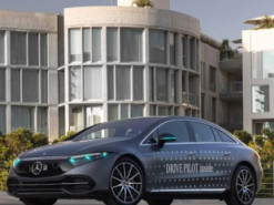 Безпілотні автомобілі Mercedes отримають спеціальний колір фар