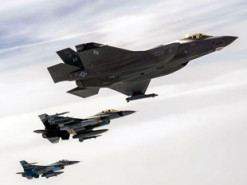 Новітній винищувач США F-35A сертифікували для несення ядерних бомб