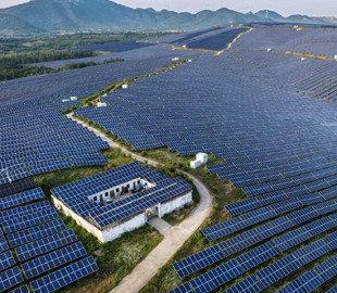 Зелене світло. Як відновлювана енергетика вперше стала вигіднішою за викопне паливо