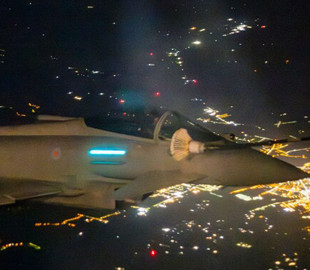 Британські винищувачі почали патрулювати небо над Польщею