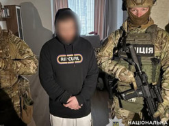 Затримали співробітників колцентра, які ошукували громадян ЄС