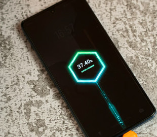 Чи має сенс заряджати сучасні смартфони за правилом "20-80"
