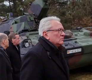 Глава Rheinmetall назвав українських виробників «домогосподаркамии з 3D-принтерами на кухні»: українці відповіли