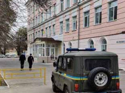 Інтернет-терорист вчетверте «мінує» гімназію в Херсоні