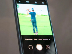 Samsung показала незвичайний концепт смартфона з дисплеєм, що розтягується