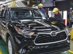 Toyota и Lexus выпустят новые кроссоверы с автопилотом