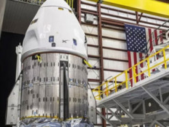 SpaceX получит контракт NASA на три дополнительных пилотируемых полёта к МКС