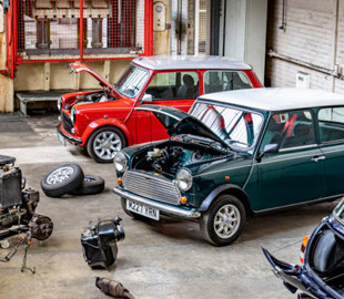 BMW анонсировала проект Mini Recharged по оснащению классических автомобилей Mini электродвигателями