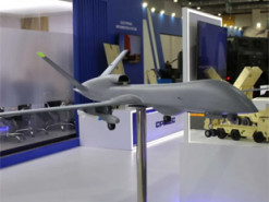 Розкриті технічні характеристики нового китайського ударного дрона WJ-700 Falcon