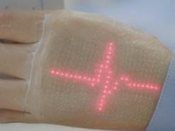 В Японии разработали "электронную кожу", контролирующую показатели здоровья человека