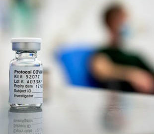 Україна відмовилася від постачань двох вакцин проти Covid-19
