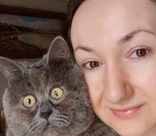 Кот с вечно удивленным лицом прославился на весь мир