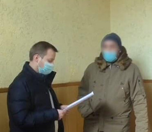 На Київщині фотограф розбещував дівчаток та виготовляв порно