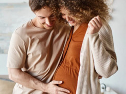 У США штучний інтелект допоміг безплідній парі зачати дитину: як це можливо