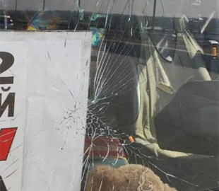 У Дніпрі пасажир маршрутки почав душити водія прямо під час руху