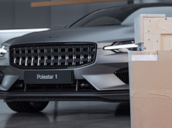 Polestar продала первый электромобиль в обмен на предмет искусства