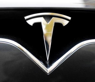 В США началось официальное расследование в отношении автопилота Tesla