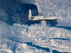 Розробники Northrop Grumman представили унікальний автономний бойовий дрон MQ-4C Triton класу HALE