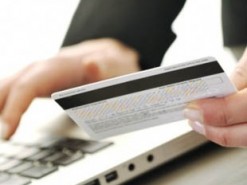 Махінації працівниці «Ощадбанку»: триває дослідження предмету злочину