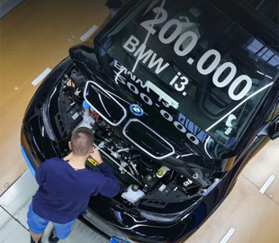 13 нових електрокарів до 2030 року: BMW планує розширення електричної лінійки