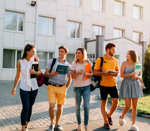 Навчальний рік в Україні: в МОН пропонують почати з 15 серпня і ввести заняття по суботах