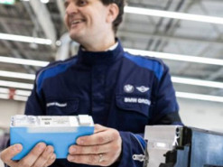 BMW створила покращені тягові батареї з підвищеною на 30% автономністю