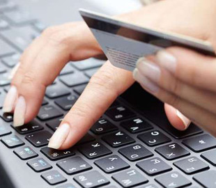 Інтернет-шахрай видурив у жінки 122 тисячі гривень