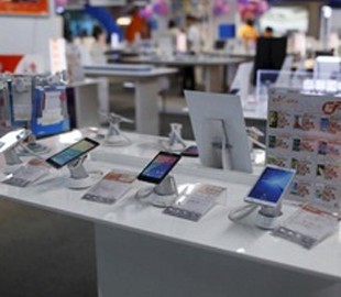 Крупнейший рынок смартфонов откатился до минимума 6-летней давности