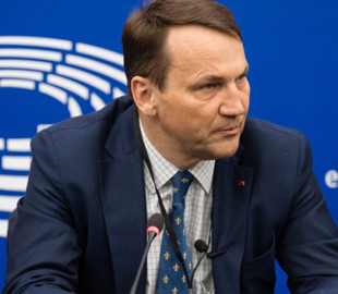 Польща закликала Південну Корею активніше протидіяти російській дезінформації