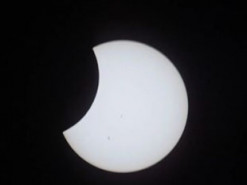 Астронавтка NASA зняла сонячне затемнення з МКС (Фото)