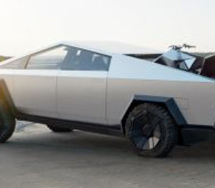 Пикап Tesla Cybertruck получит порцию обновлений ещё до выхода на рынок