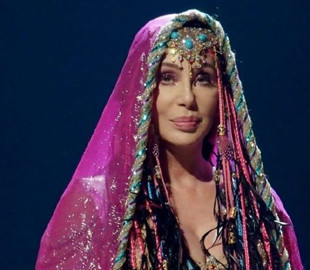 Легендарна Шер назвала Путіна "деспотом" та публічно підтримала Україну