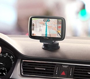 Убытки TomTom растут, а выручка падает