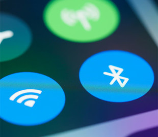 Хакери діють через Bluetooth — як уберегти свій смартфон